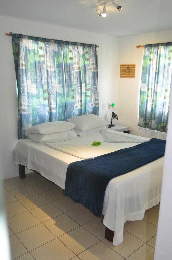 Flying Annie Moa Bed & Breakfast Neiafu Dış mekan fotoğraf